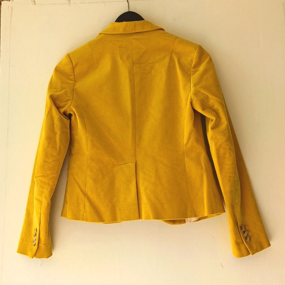 Fun yellow conduroy suit from Banana Republic 00P - Picture 2 of 4